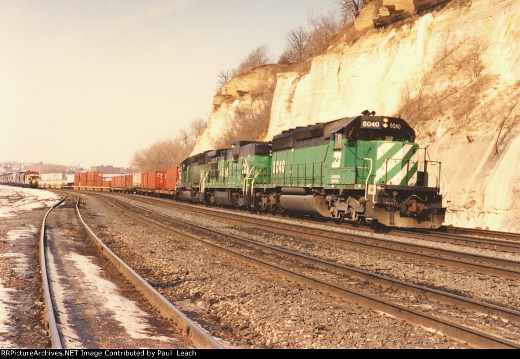 Intermodal cruises east
